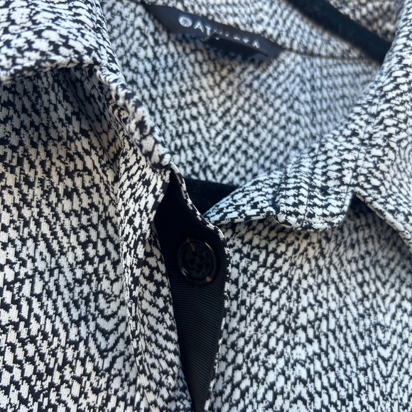 Athleta Braiden Button-Up Textured Shirt Jacket Size Medium - Picture 8 of 8